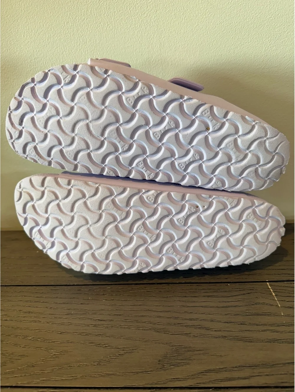 Birkenstock Lilac EVA Arizona Sandals Women’s Size 39/9